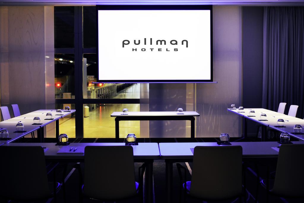 Pullman Brussels Centre Midi Hotell Exteriör bild
